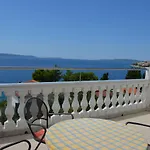 Jure Apartment